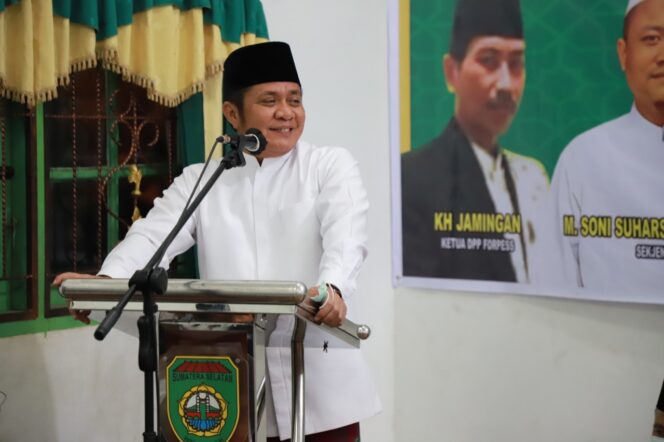 
Herman Deru Imbau Ponpes di Sumsel Disiplin Jalankan Pergub 37