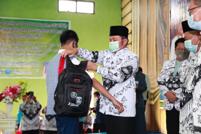 
Herman Deru Dorong Semua Guru Honorer di Sumsel Diangkat PPPK