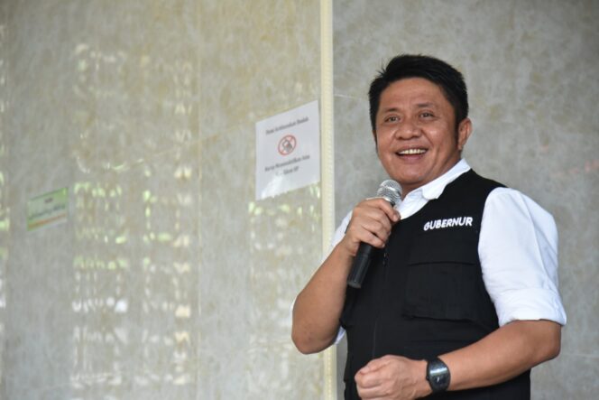 
					Herman Deru Imbau Warga Tetap Disiplin Terapkan Prokes