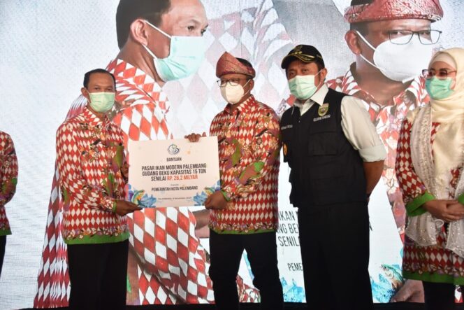 
Herman Deru Bangga Sumsel Miliki Pasar Ikan Modren Pertama Diluar Jawa