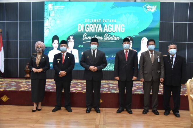 
					Herman Deru Kukuhkan Margi Prayitno Sebagai Kepala Kantor Regional VII BKN Palembang