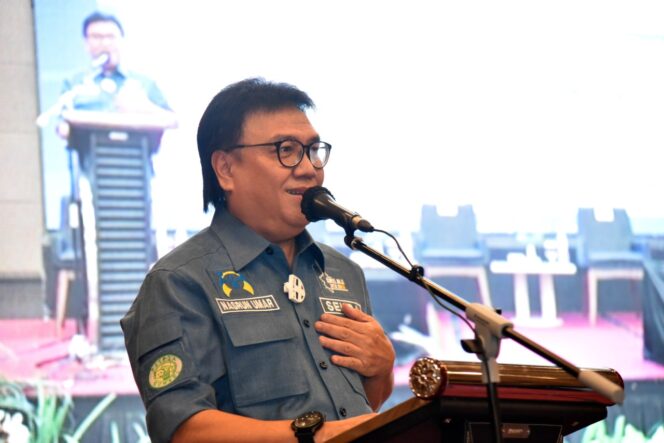 
Sekda Sumsel Narsum Webinar Nasional, Serap Aspirasi Implementasi Undang-undang Cipta Kerja