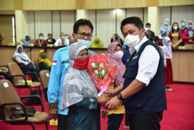 
Herman Deru Ajak Ormas dan Korporasi Peduli Dengan Warga Sekitar