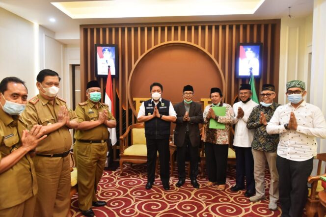
Herman Deru Harapkan Santri Tani Bisa Terbentuk di 17 Kabupaten dan Kota