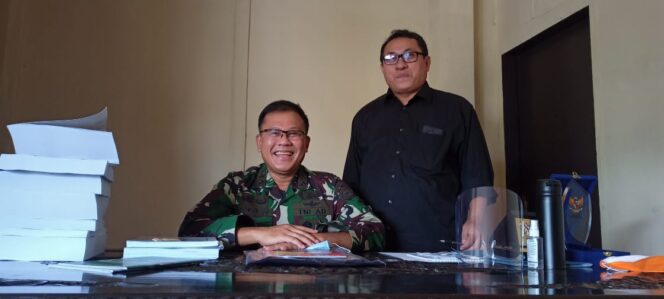 
					

Kepala Staf Komando Operasi Gabungan Wilayah II, Mayor Jenderal (Mayjen) Joko Warsito (kiri) 
Bernadus Wilson Lumi selaku Ketua Bidang Pendataan dan Verifikasi SMSI Pusat (kanan) 