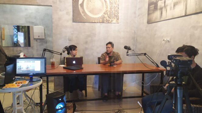 
Jurnalis Ujung Tombak Pelestarian Lingkungan