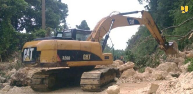 
					Pemerintah Lakukan Penanganan Darurat Bencana Gempa Bumi di Sulbar dan Banjir di Kalsel