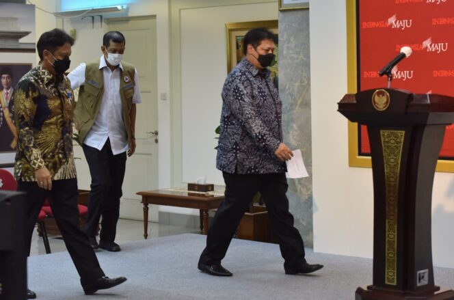 
Pemerintah Terapkan Kebijakan Pembatasan Kegiatan Masyarakat Pada 11-25 Januari 2021