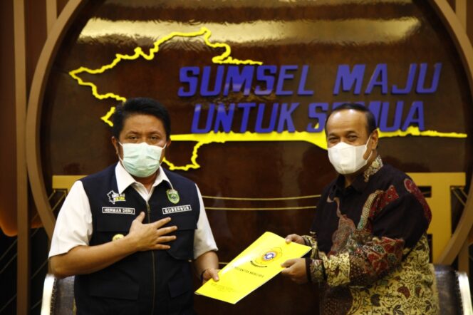 
Herman Deru Nantikan Kerja Nyata PII Dalam Memajukan Sumsel