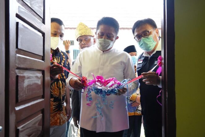 
					Resmikan Gedung Baru Yayasan Abdul Rahman, Herman Deru: Cetak Generasi