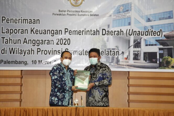 
Herman Deru: Berikan Suplay Data yang Jelas untuk Tim Pemeriksa BPK