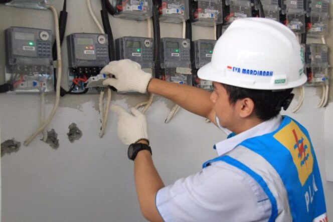 
					Desa di Perbatasan RI-Malaysia Kini Nikmati Akses Listrik