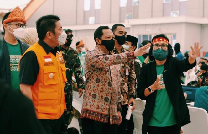 
					Mendagri Apresiasi Grab & Good Doctor Gelar Vaksin Massal di Palembang