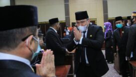 Bupati Muba Dodi Reza Alex Menerima Laporan Pansus Atas LKPJ Bupati Muba TA 2020 Dari DPRD Muba 