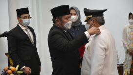 Gubernur Sumsel Herman Deru Saat Lantik Rosidin Sebagai PJ Bupati Pali (Dok. Urban. Id)
