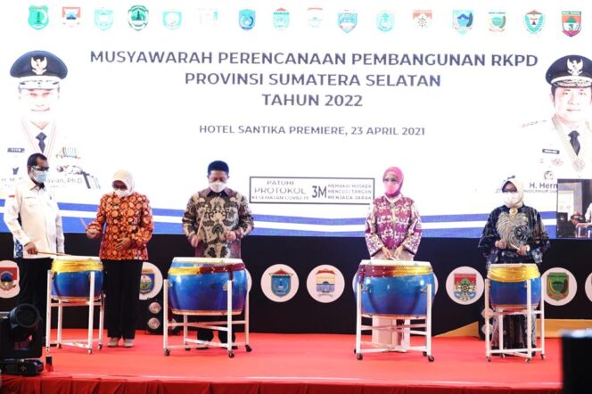 
Ketangguhan Ekonomi Sumsel di Tengah Pandemi Diapresiasi Kemendagri