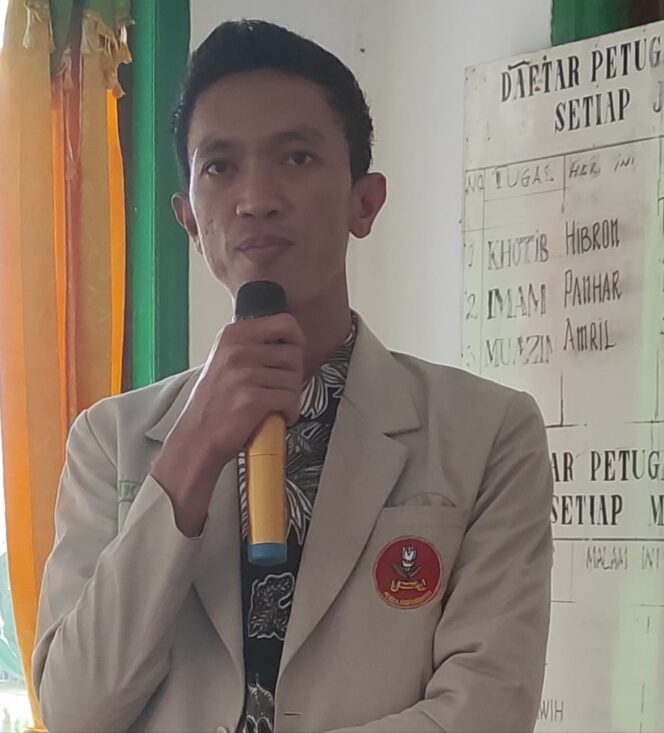 
					Teks Foto: Ketua PDPM Empat Lawang terpilih periode 2018-2022, Agus Subhan Bakin, saat memberikan sambutan perdananya setelah Musda selesai. Foto Bento