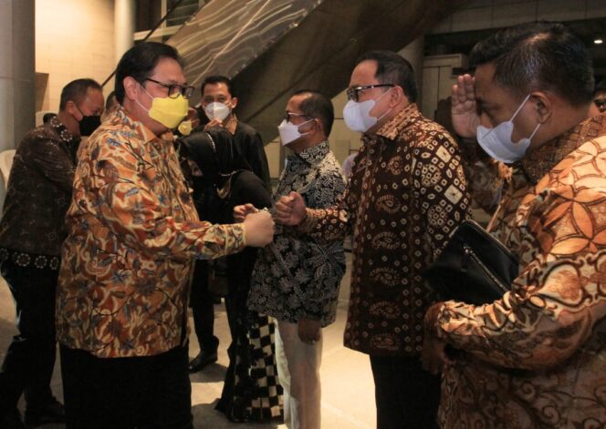 
					Dodi Reza Hadiri Silaturahim Nasional Sinergi Pemerintah dan Pengusaha Nasional Daerah dalam Pemulihan Ekonomi