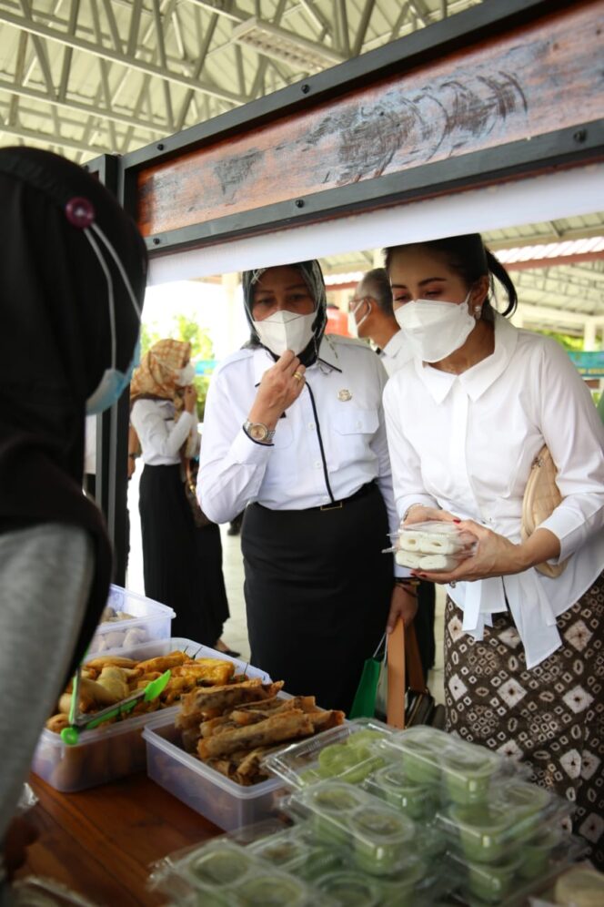 
					Pasar Bedug Muba, Thia Yufada: UMKM Bangkit Di tengah Pandemi
