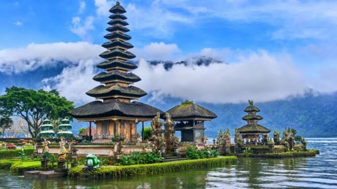 
					Kadispar dan Pelaku Pariwisata Harapkan Penyelenggaraan Munas Kadin Tetap di Bali