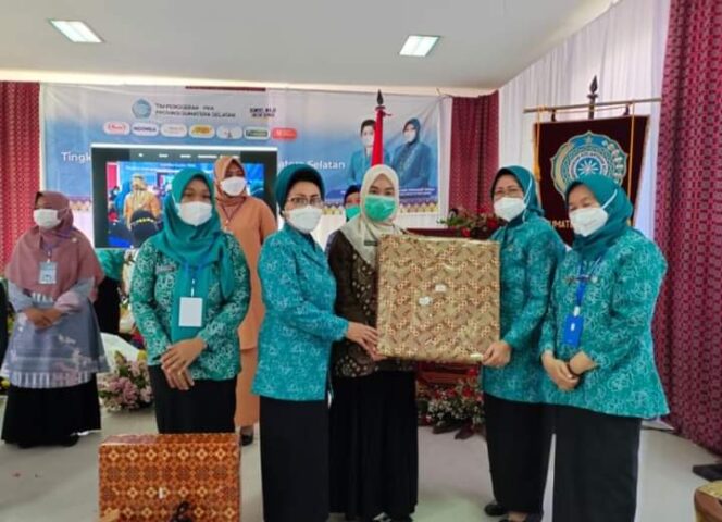 
					Kader Pokja IV TP PKK Desa Sukamaju Raih Juara Dua Tingkat Provinsi
