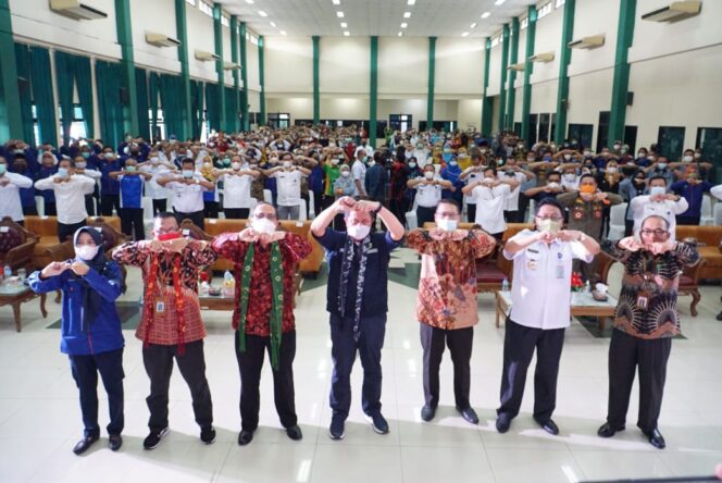 
Dikomandoi Herman Deru  Sumsel Melesat ke Peringkat Delapan Besar LKS SMK Nasional