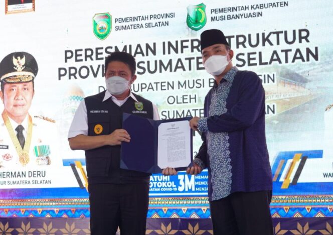 
Perbaiki Infrastruktur Secara Merata, Masyarakat Muba Ucapkan Terimakasih Pada Herman Deru