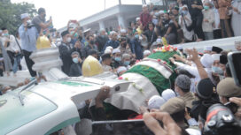 ribuan jemaah antar jenazah imam besar masjid agung palembang (dok. istimewah)