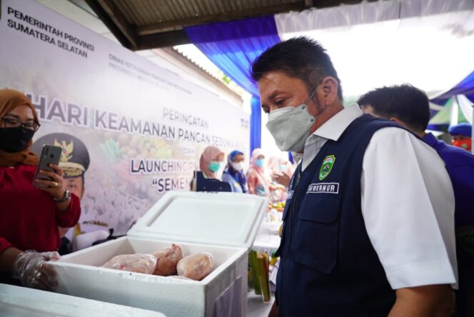 
Hari Keamanan Pangan Sedunia, Herman Deru Motovasi Petani Memiliki Jiwa Wirausaha