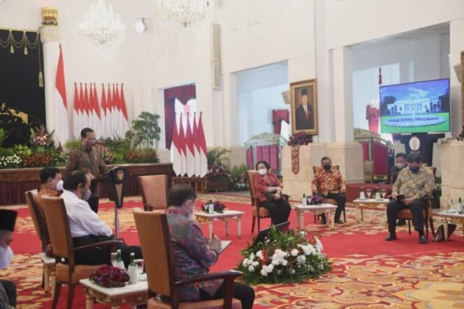 
Sejumlah Indikator Ekonomi Positif, Presiden: Tetap Hati-Hati