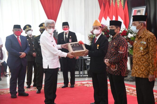 
Mawardi Yahya: Disiplin Terapkan Prokes Jadi Kunci Sumsel Bangkit dari Pandemi