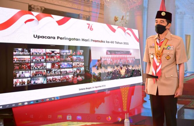 
Presiden Jokowi: Pramuka Harus Jadi Pelopor Disiplin Protokol Kesehatan