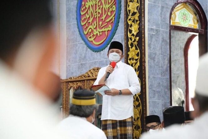 
Cetak Generasi Qur’ani, Herman Deru Dorong Masjid Galakan Rumah Tahfidz