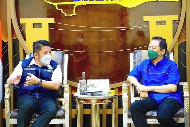 
Herman Deru Fasilitasi Rencana Pendirian Fakultas Kedokteran Universitas IGM