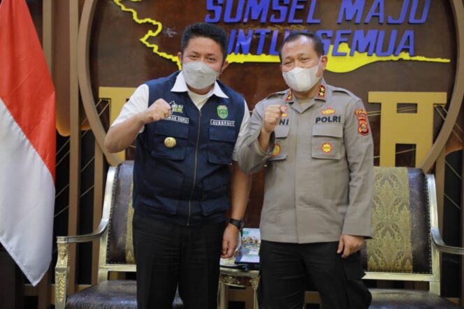 
Herman Deru – Kapolda Baru Eratkan Sinergi Tangani Covid-19