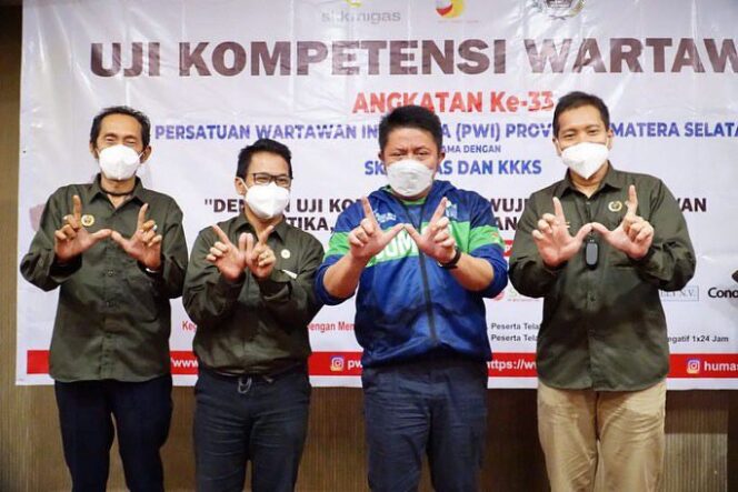 
Buka Uji Kompetensi Wartawan, Herman Deru: Jadilah Wartawan Berintegritas