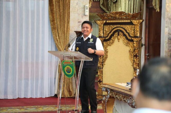 
					Hadiri Lokakarya UIGM, Herman Deru Motivasi Perguruan Tinggi Cetak Nakes Bermutu