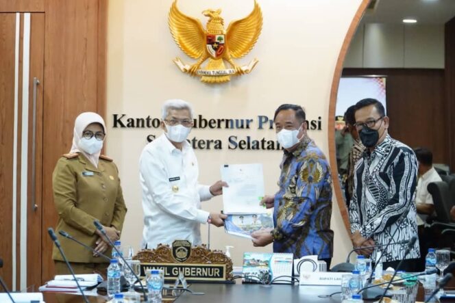 
					Cik Ujang: Bangubsus Efektif Dongkrak Sejahterakan Masyarakat Lahat