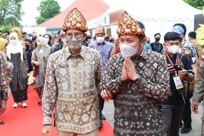 
					Sandiaga Uno Tertarik Angkat Festival Sriwijaya ke Level Internasional
