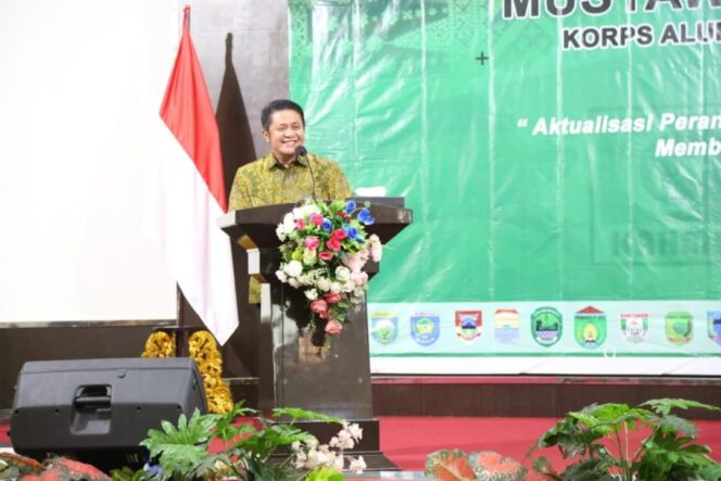 
Buka Muswil Ke-8, Herman Deru Harapkan KAHMI Berkontribusi Nyata Bangun Sumsel