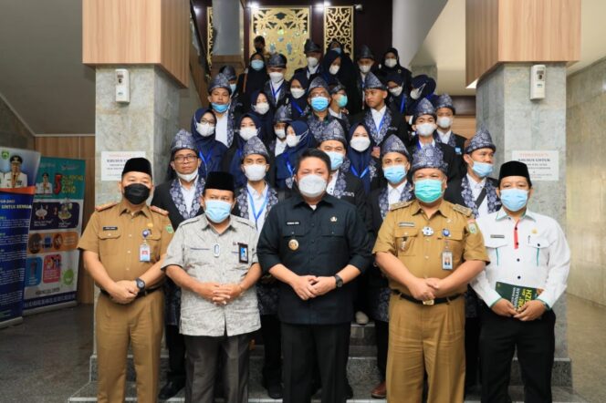 
					Herman Deru Targetkan Sumsel Masuk 3 Besar STQH Nasional