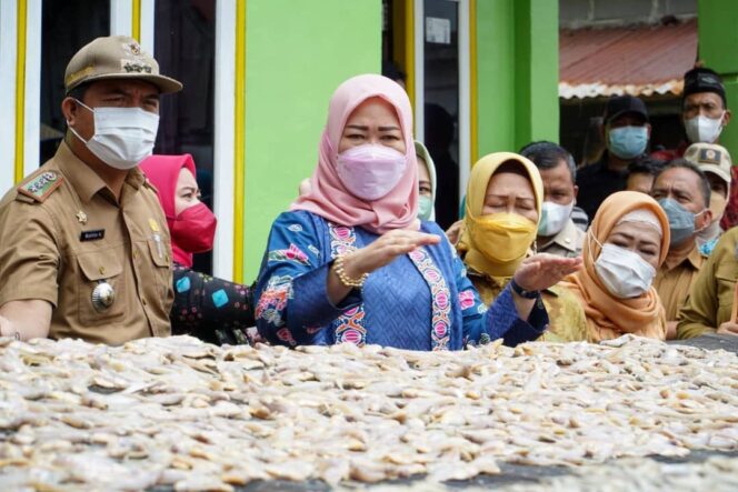 
Sambangi Kampung SIABANG, Feby Deru Upayakan Kredit Lunak dari BSB