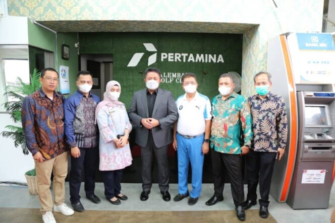 
Herman Deru Resmikan Gedung Golf Club House