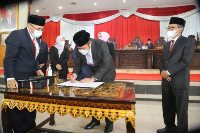 
Pemprov-DPRD Sumsel Sepakati KUA-PPAS 2022