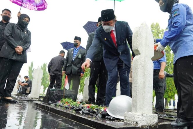 
					Herman Deru: Jadilah Pahlawan Masa Kini yang Membanggakan Negeri