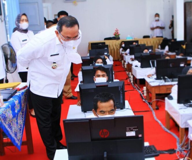 
					Bupati Muba Realisasikan Impian Guru Honorer Lewat Tes PPPK