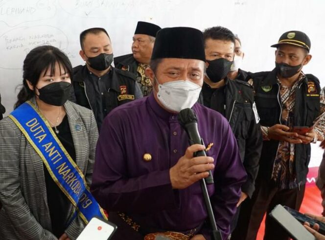 
Herman Deru Sampaikan Rasa Duka dan Segera Kirim Bantuan Untuk Korban Semeru