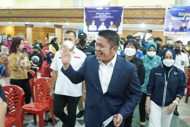 
					Herman Deru: Sumsel Semakin Optimis Capai Herd Immunity Tahun Depan