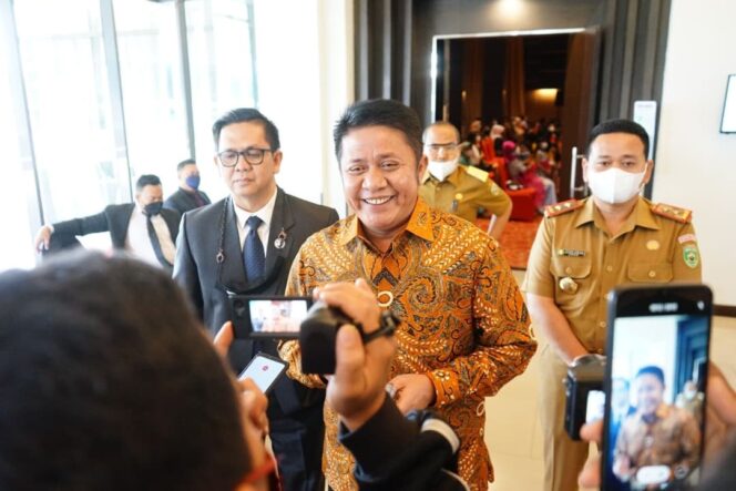 
Herman Deru: Peradi Harus Aktif Edukasi Masyarakat Agar Melek Hukum