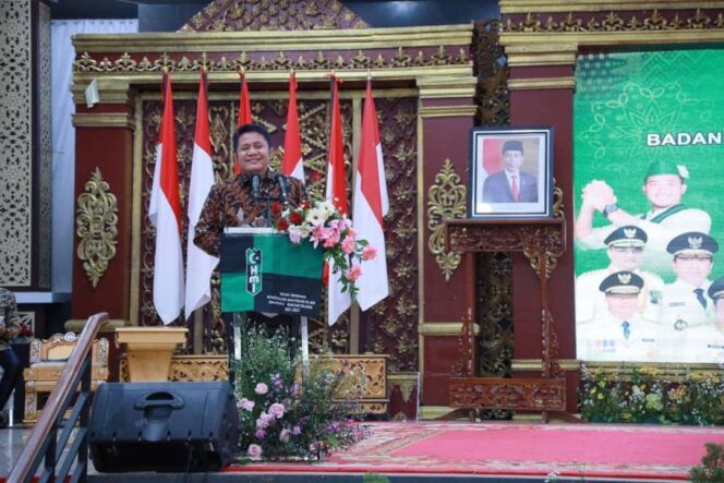 
					Herman Deru Himbau Badko HMI- Kohati Sumbagsel Selalu Jaga Kerukunan Internal